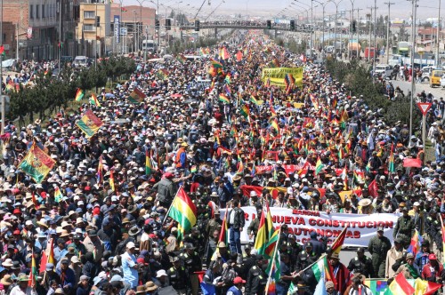 Bolivie-foule_20-10-2008.jpg