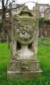 casati pierre tombale.jpg