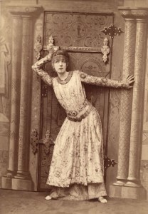 sarah-theodora-nadar.jpg
