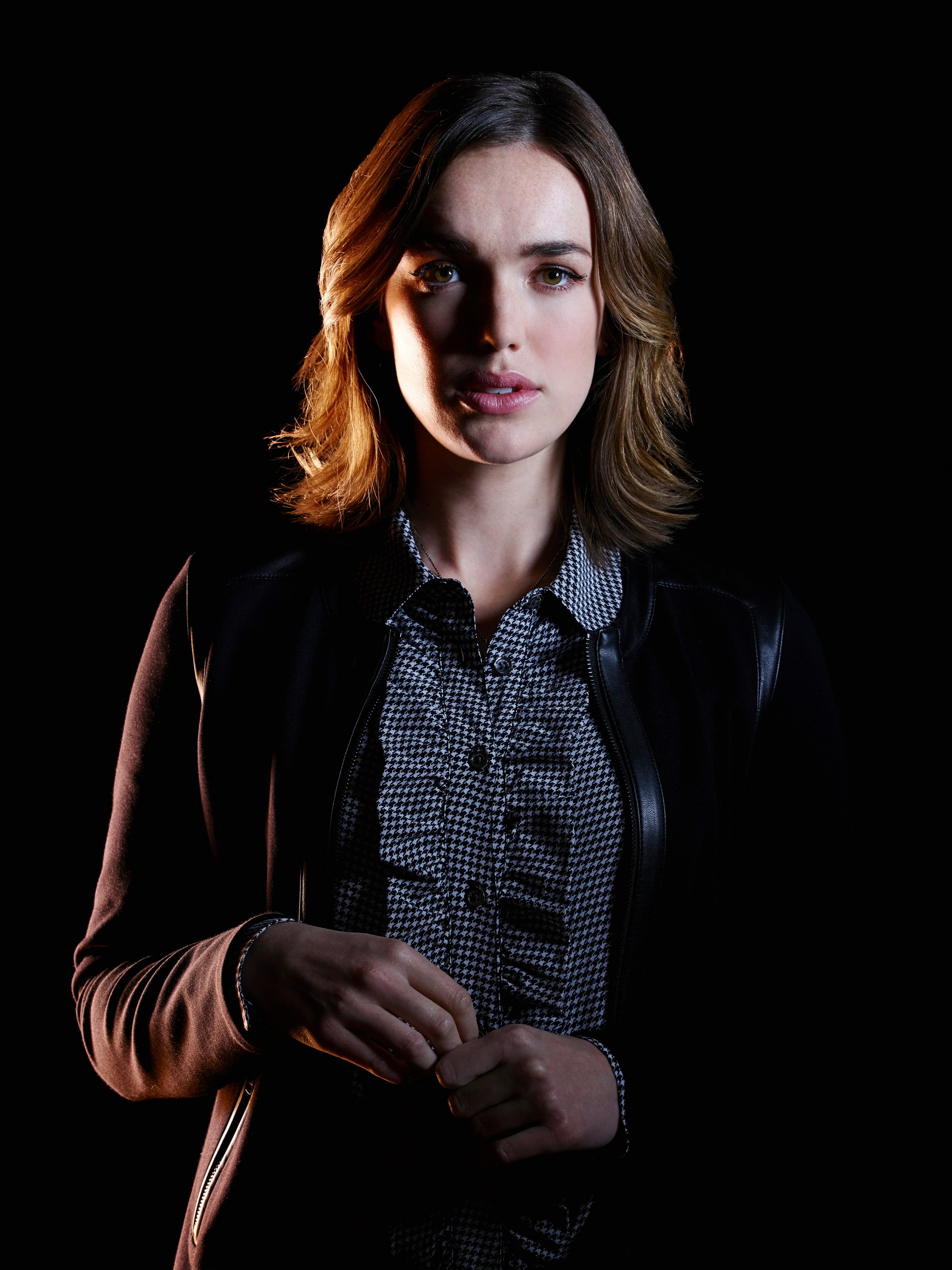 Elizabeth Henstridge
