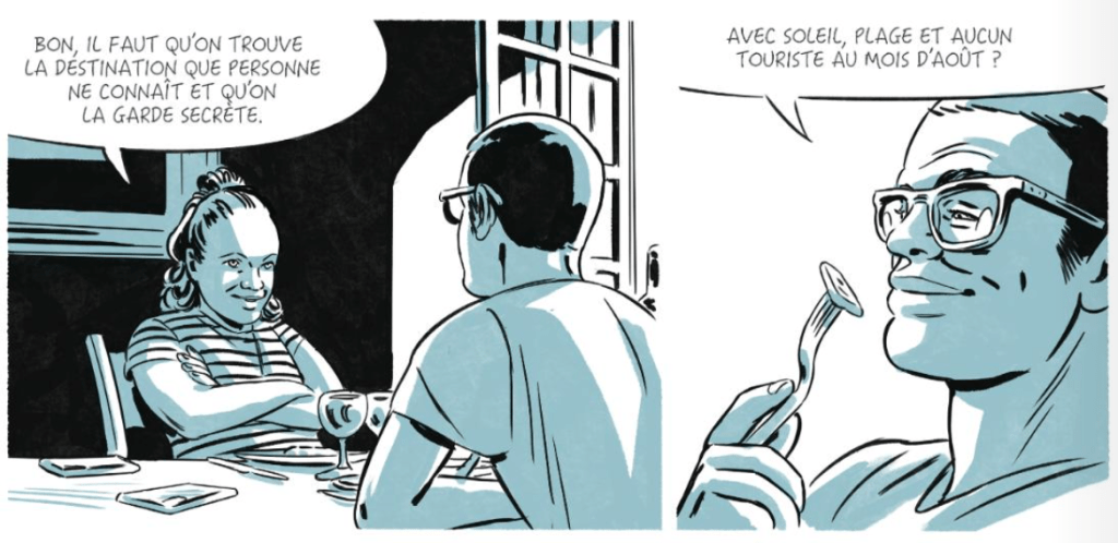Deux personnes discutant autour d'une table, l'une exprimant l'idée de trouver une destination secrète, tandis que l'autre sourit avec une fourchette, évoquant le soleil et la plage sans touristes en août.