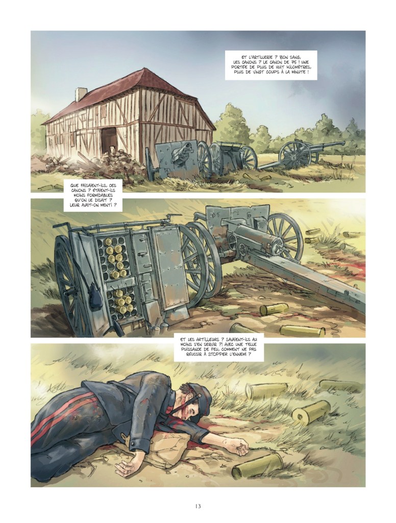 Une maison traditionnelle en bois avec un toit rouge, entourée de champs. Des canons et des munitions sont visibles au premier plan, avec un soldat tombé sur le sol.